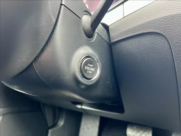 Škoda Superb 2,0 TDI DSG VIRTUAL ACC ZÁRUKA - foto 40