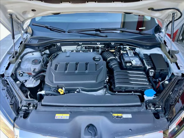 Škoda Superb 2,0 TDI DSG VIRTUAL ACC ZÁRUKA - foto 45