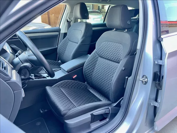 Škoda Superb 2,0 TDI DSG VIRTUAL ACC ZÁRUKA - foto 9