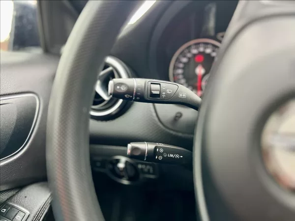 Mercedes-Benz Třídy A 180 d Sport automat - foto 26