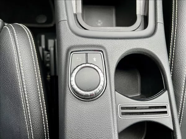 Mercedes-Benz Třídy A 180 d Sport automat - foto 37