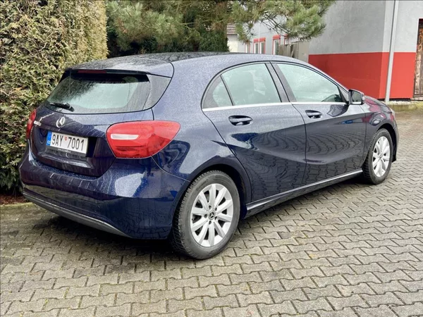 Mercedes-Benz Třídy A 180 d Sport automat - foto 6