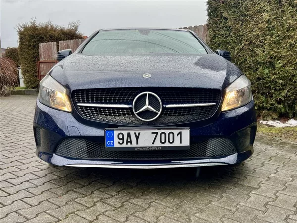 Mercedes-Benz Třídy A 180 d Sport automat - foto 9