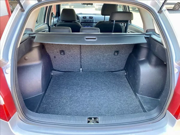 Škoda Fabia 1,6 TDI CR 55kW Active Combi - foto 14