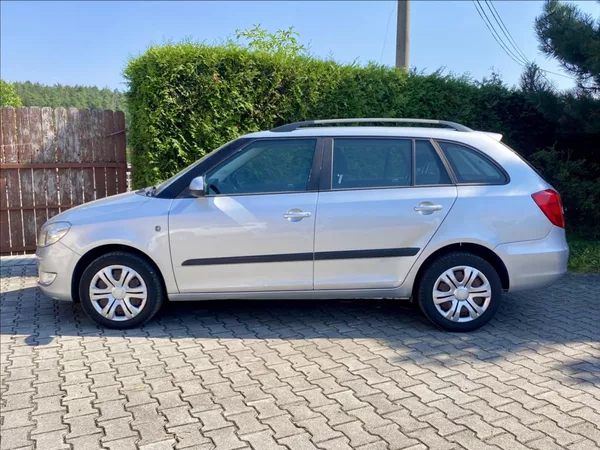 Škoda Fabia 1,6 TDI CR 55kW Active Combi - foto 2