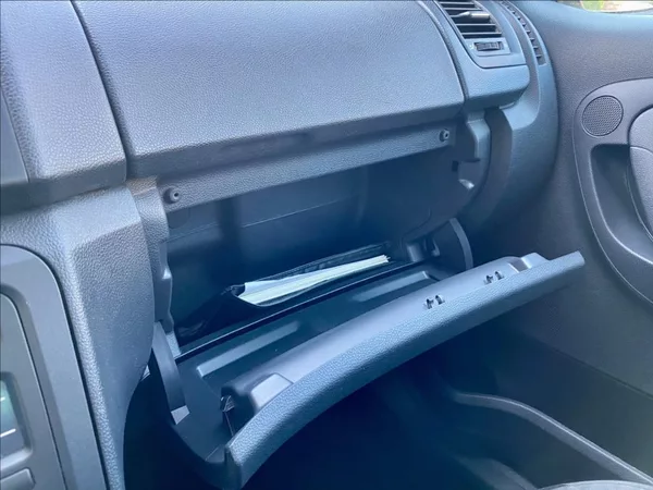 Škoda Fabia 1,6 TDI CR 55kW Active Combi - foto 33