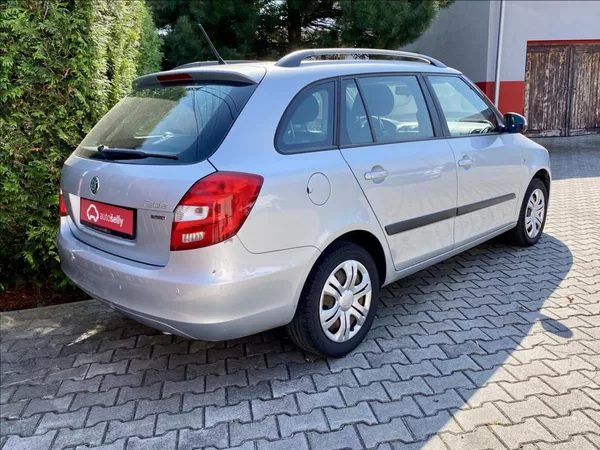Škoda Fabia 1,6 TDI CR 55kW Active Combi - foto 5