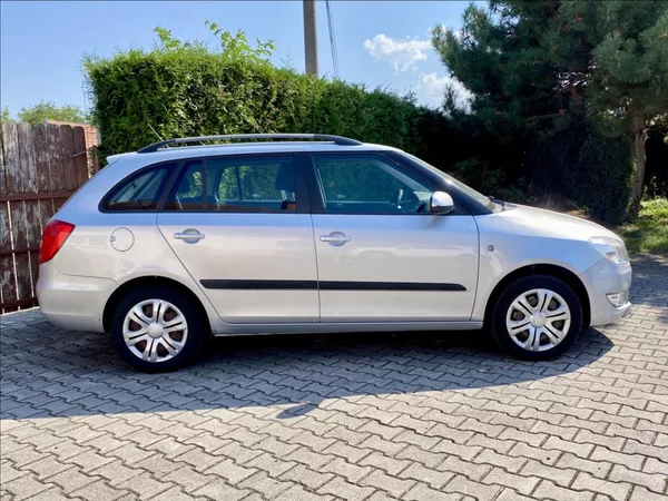 Škoda Fabia 1,6 TDI CR 55kW Active Combi - foto 6