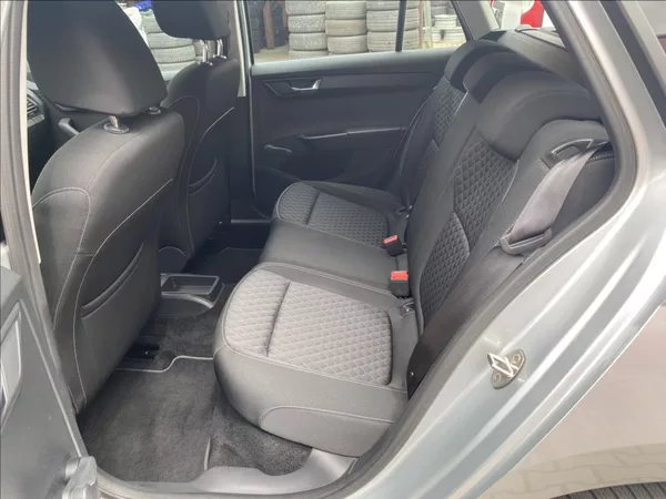 Škoda Fabia 1,4 TDI Ambition - foto 13