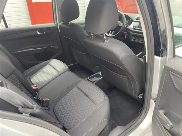 Škoda Fabia 1,4 TDI Ambition - foto 18