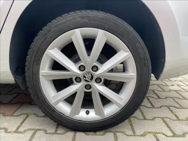 Škoda Fabia 1,4 TDI Ambition - foto 38