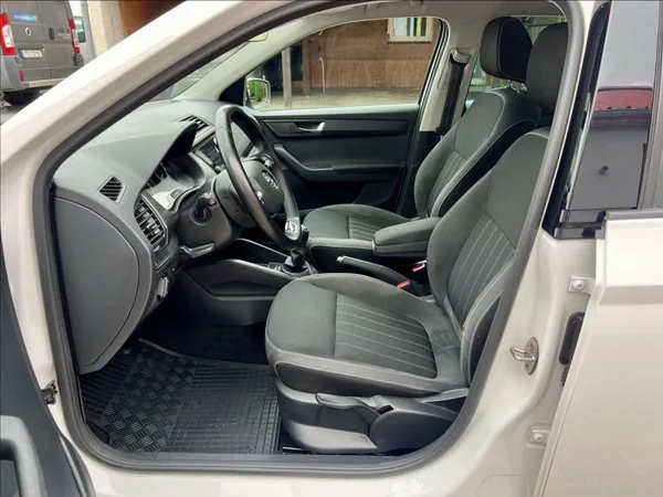 Škoda Fabia 1,0 STYLE / LED / KLIMA / ČR - foto 10