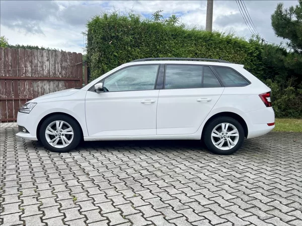 Škoda Fabia 1,0 STYLE / LED / KLIMA / ČR - foto 2