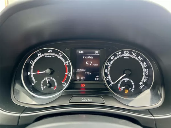 Škoda Fabia 1,0 STYLE / LED / KLIMA / ČR - foto 21