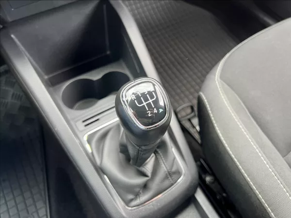 Škoda Fabia 1,0 STYLE / LED / KLIMA / ČR - foto 35