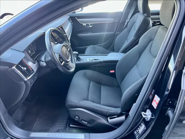 Volvo V90 2,0 T4 Drive-E R-Design Auto - foto 11