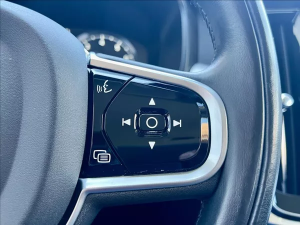 Volvo V90 2,0 T4 Drive-E R-Design Auto - foto 28