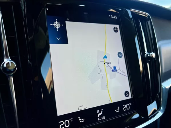 Volvo V90 2,0 T4 Drive-E R-Design Auto - foto 38