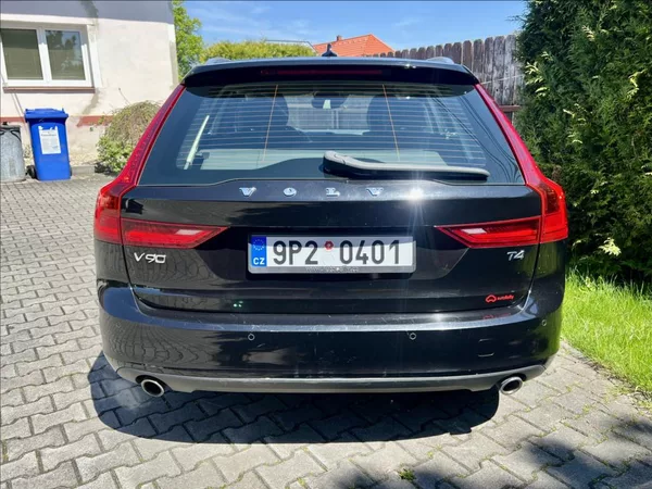 Volvo V90 2,0 T4 Drive-E R-Design Auto - foto 5