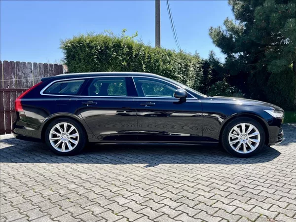 Volvo V90 2,0 T4 Drive-E R-Design Auto - foto 7