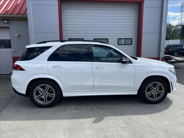 Mercedes-Benz GLE 350De 4MATIC AMG - foto 6