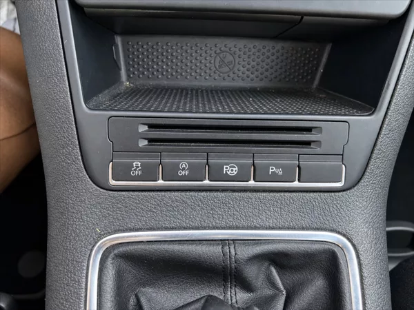 Volkswagen Tiguan 1,4 Tsi trend&Fun - foto 26