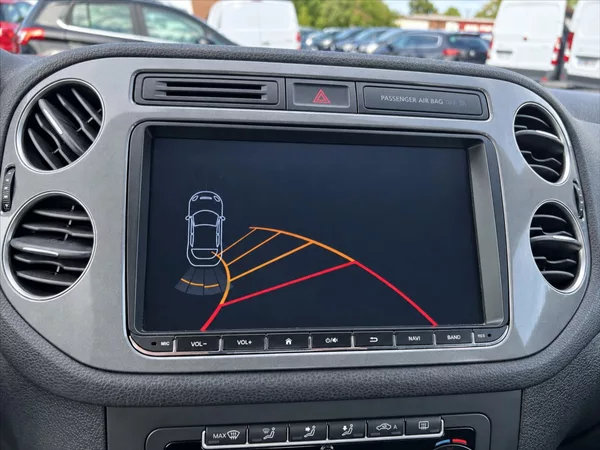 Volkswagen Tiguan 1,4 Tsi trend&Fun - foto 28