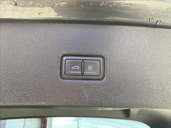Audi Q8 3,0 55TFSi quattro Sport - foto 16