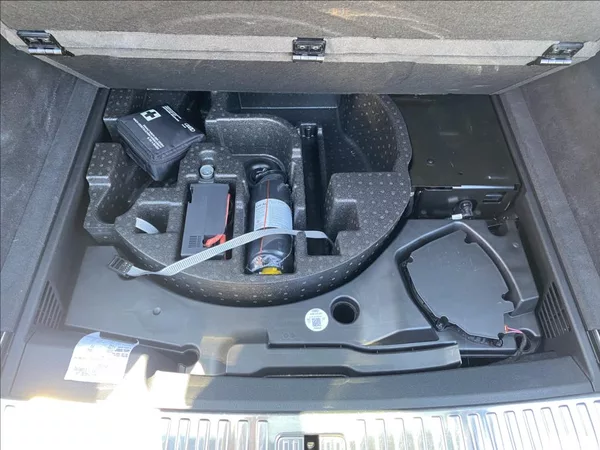 Audi Q8 3,0 55TFSi quattro Sport - foto 17