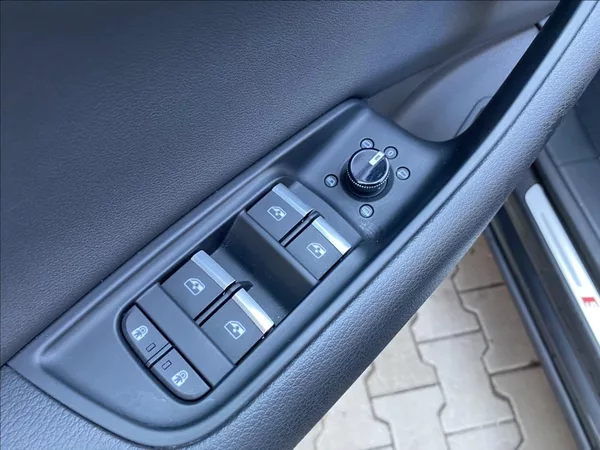 Audi Q8 3,0 55TFSi quattro Sport - foto 40