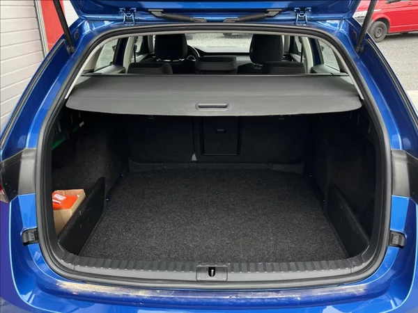 Škoda Octavia 2,0 TDI 85kW Ambition Combi - foto 15