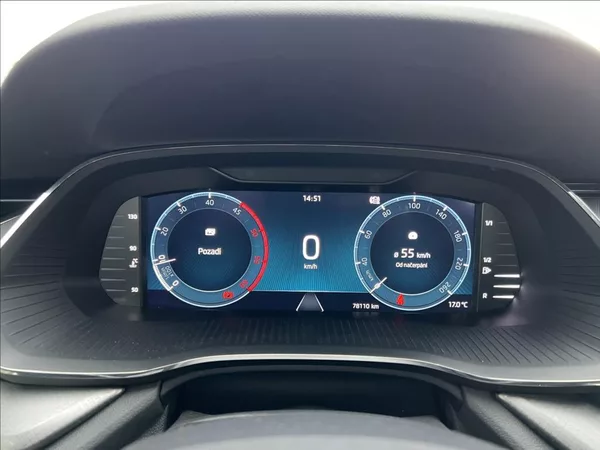Škoda Octavia 2,0 TDI 85kW Ambition Combi - foto 24