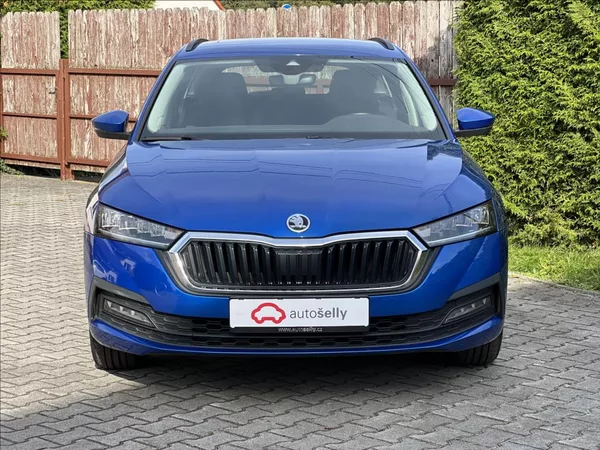 Škoda Octavia 2,0 TDI 85kW Ambition Combi - foto 8
