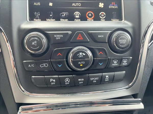 Jeep Grand Cherokee 3,0 CRD TRAILHAWK AWD nové ČR - foto 34
