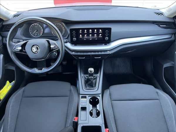 Škoda Octavia 2,0 TDI 85kW Active Combi - foto 23