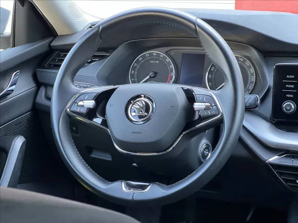 Škoda Octavia 2,0 TDI 85kW Active Combi - foto 24