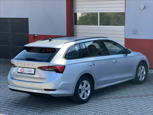 Škoda Octavia 2,0 TDI 85kW Active Combi - foto 5