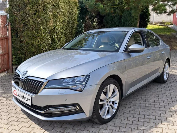 Škoda Superb 2,0 TSi 4x4 DSG STYLE nové ČR