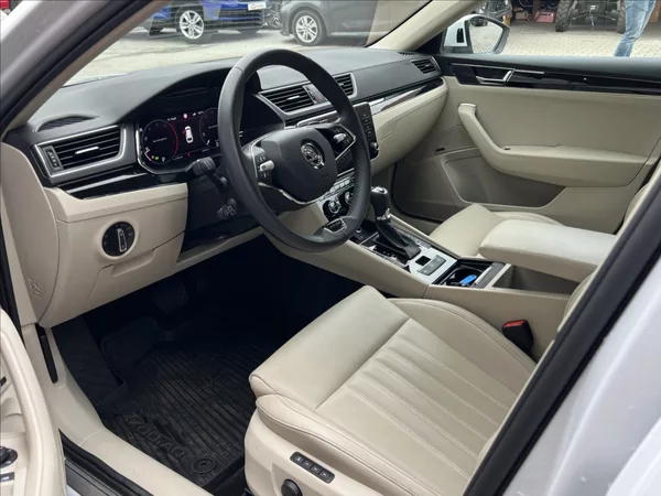 Škoda Superb 2,0 TDI 200HP L&K DSG 4X4 - foto 10