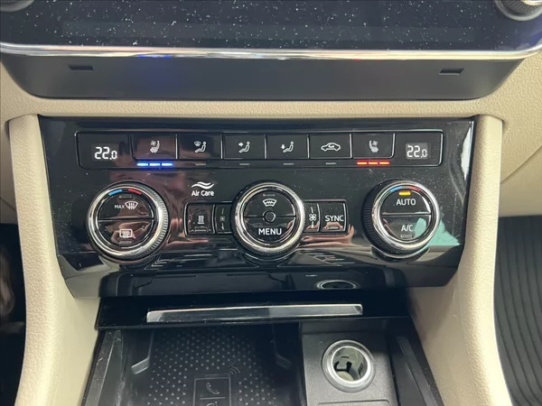 Škoda Superb 2,0 TDI 200HP L&K DSG 4X4 - foto 27
