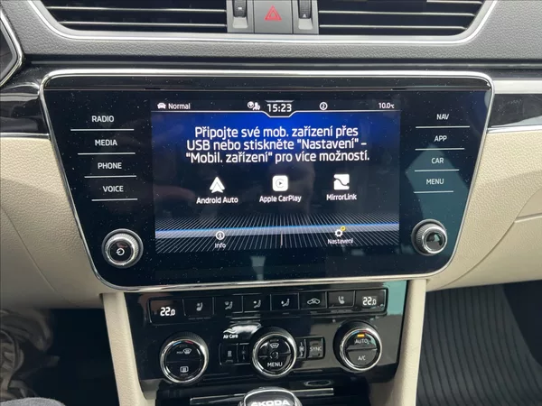 Škoda Superb 2,0 TDI 200HP L&K DSG 4X4 - foto 33