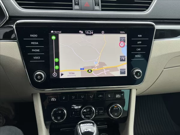 Škoda Superb 2,0 TDI 200HP L&K DSG 4X4 - foto 35