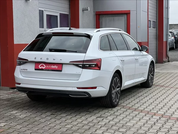 Škoda Superb 2,0 TDI 200HP L&K DSG 4X4 - foto 5
