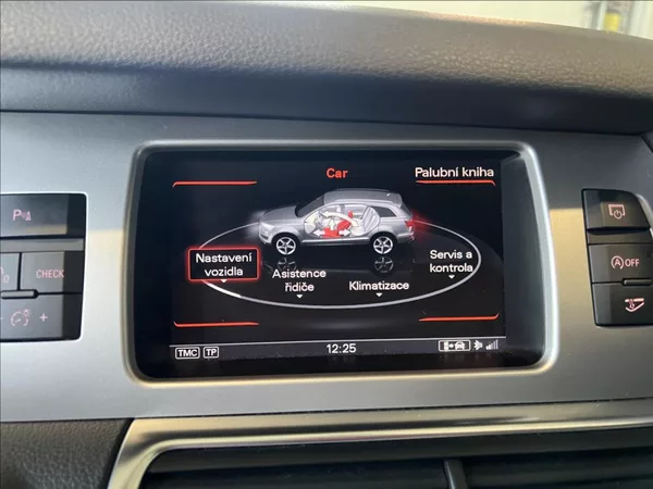 Audi Q7 3,0 TDi QUATTRO 7-MÍST - foto 26