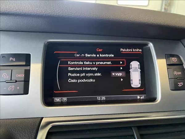Audi Q7 3,0 TDi QUATTRO 7-MÍST - foto 29