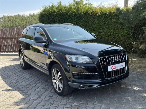 Audi Q7 3,0 TDi QUATTRO 7-MÍST - foto 7