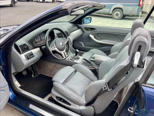 BMW Řada 3 318Ci / CABRIO - foto 14