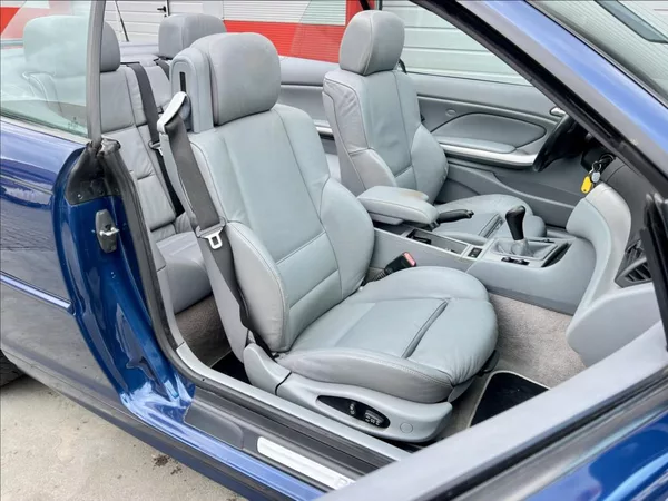 BMW Řada 3 318Ci / CABRIO - foto 18