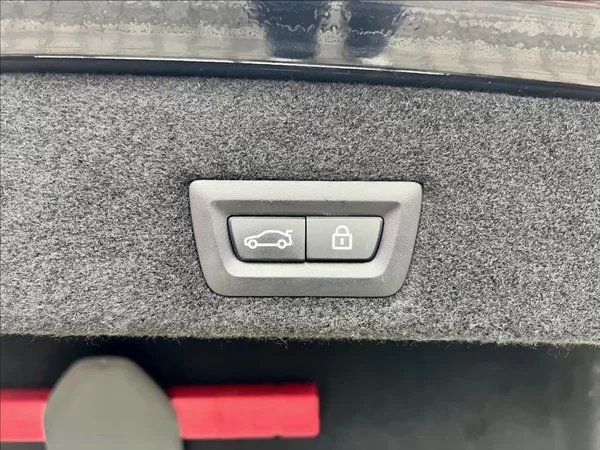 BMW Řada 7 3,0 730d xDrive záruka 2027 - foto 15