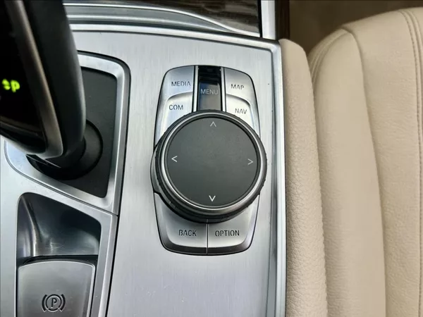 BMW Řada 7 3,0 730d xDrive záruka 2027 - foto 44